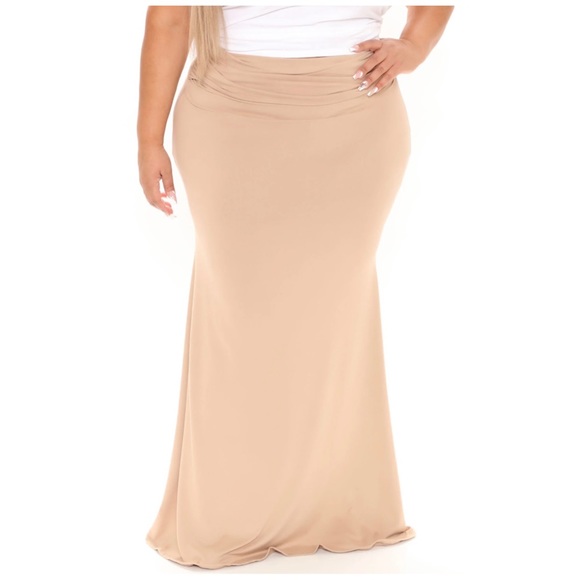 Best You’ve Had Maxi Skirt - Fashion Nova (1X) - Picture 3 of 3